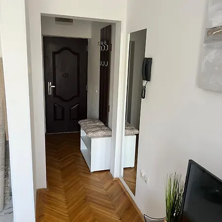 Aslan By Vladika, With Parking * Novi Sad